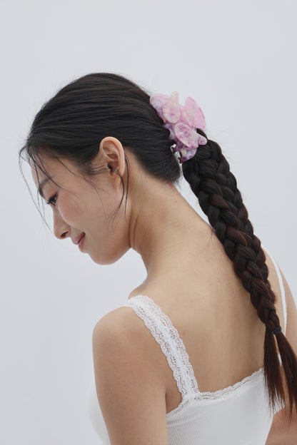 The Winged Claw Clip in Pink Angel