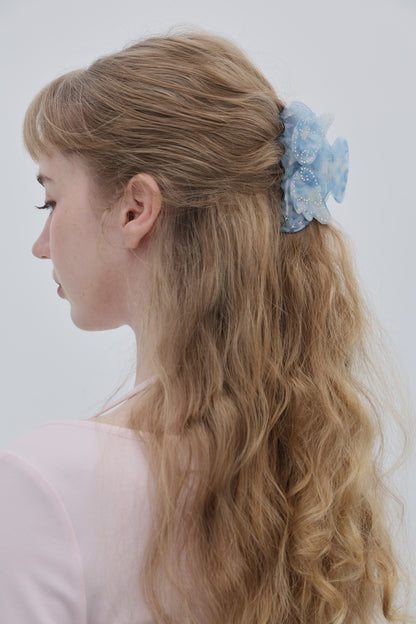 The Winged Claw Clip in Blue Angel