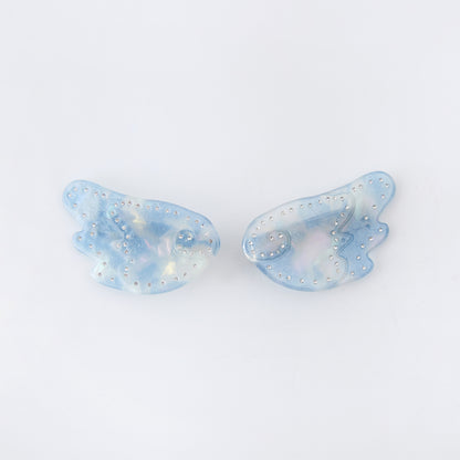 The Winged Clips in Blue Angel