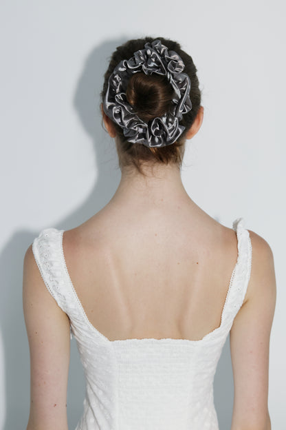 Small Pirouette Scrunchie in Silver Moon