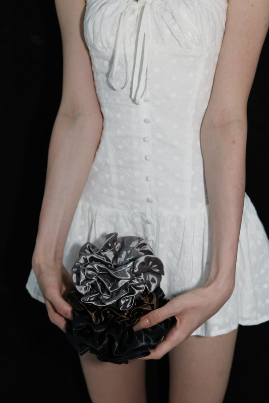 Small Pirouette (PRE- ORDER)